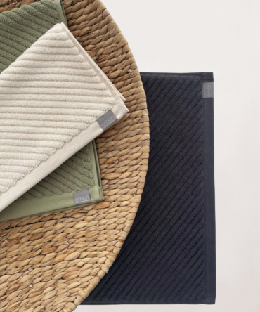 TAPETE DE BANHO DIAGONAL - BRANCO CREME